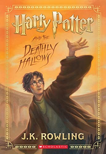 J.K. Rowling, Mary GrandPré: Harry Potter and the Deathly Hallows (Harry Potter, Book 7) (2023, Scholastic, Incorporated)